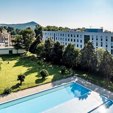 Hotel Active Stadium Lovosice Buitenkant foto