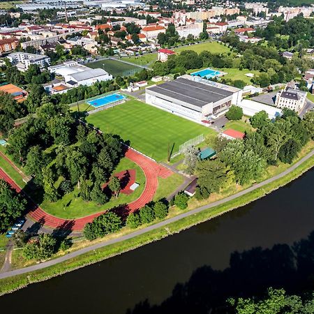 Hotel Active Stadium Lovosice Buitenkant foto